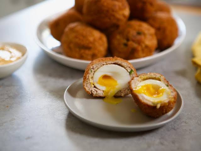 Yadda Ake Scotch Egg