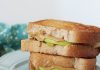 Yadda Ake Hada Grilled Apple Peanut Butter Sandwich