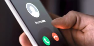 Yadda Ake Horon Masu Yi Maka Flashing (ɗungushen kira) A Waya Yadda Ake Horon Masu Yi Maka Flashing A Waya