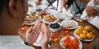 Addu’ar Da Mutum Zai Yi Idan Ya Yi Buɗa Baki A Gidan Mutane Buɗa Baki A Gidan Mutane