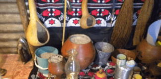 Alamomin Gane Malami Mai Sihiri Ko Matsafi Ilimin Taurari