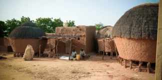 Jinya Da Likitancin Bahaushe Jinya Da Likitancin Bahaushe