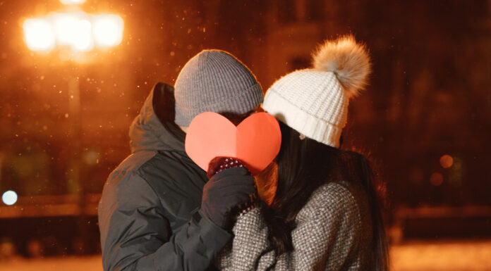 Yadda Hukuncin Tsotsar Al’aura Yake A Likitance